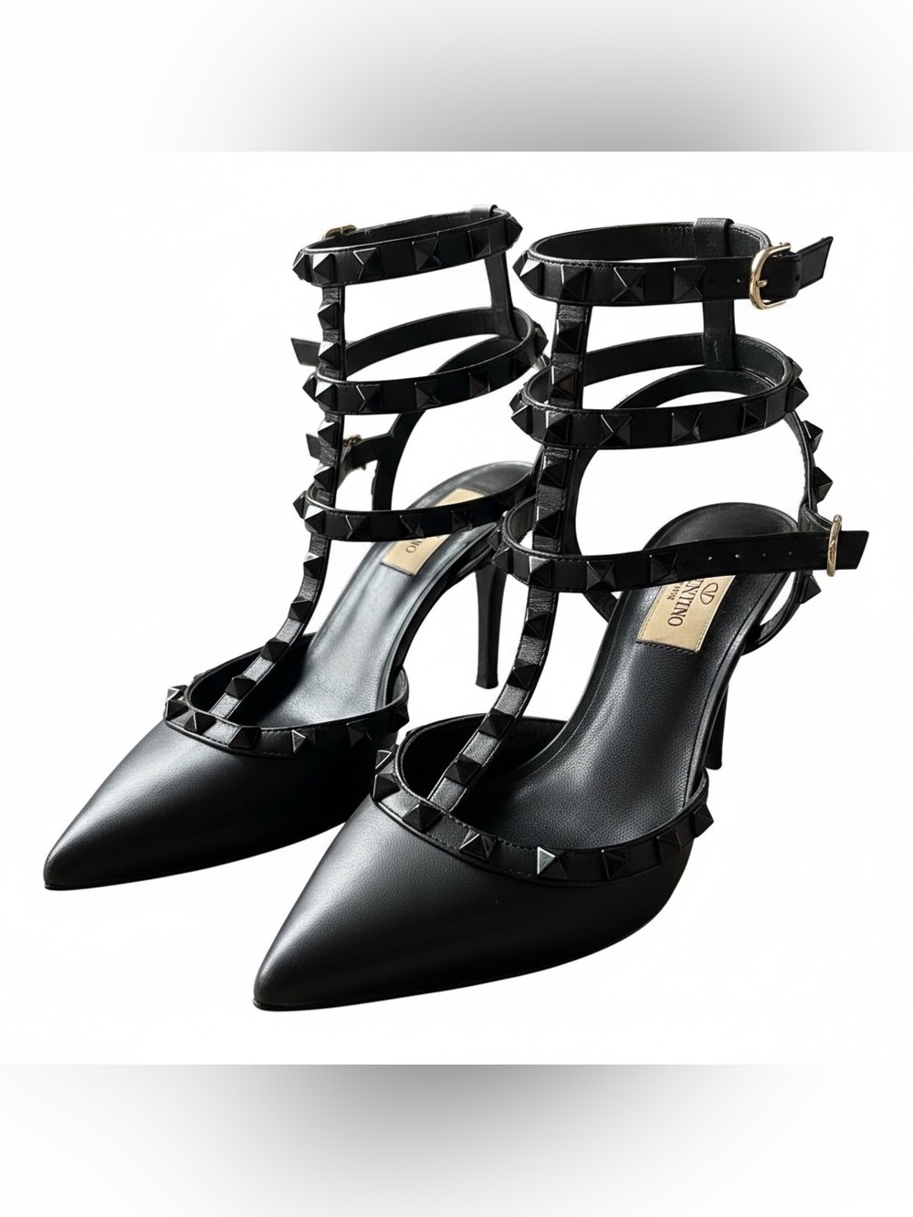 Garavani Rockstud Black Pointed Toe Pumps Sz 37